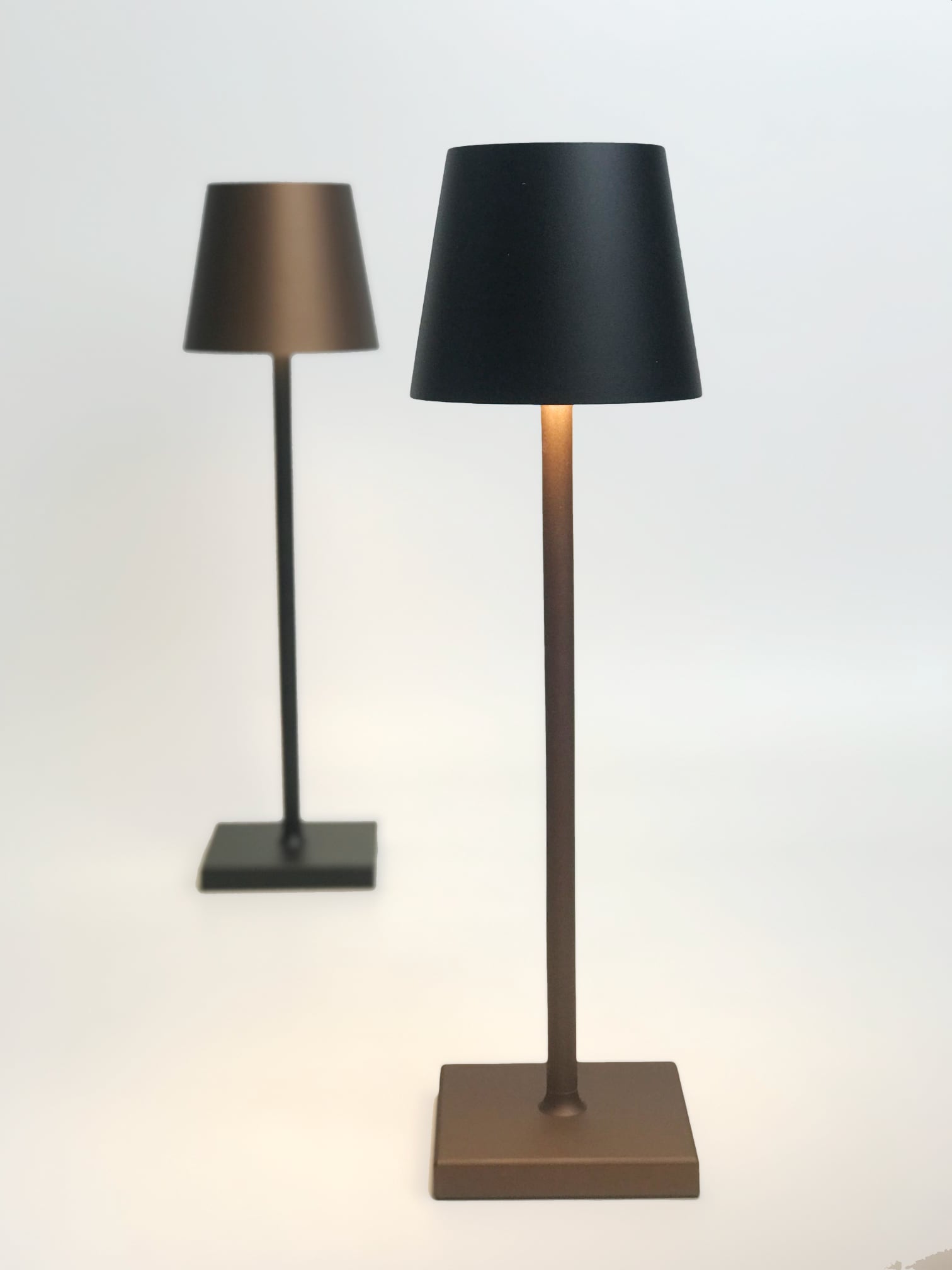 Modern LED Cordless Table Lamp with Touch Control & Dimmable Light | Portable Design for Indoor and Outdoor Use - Kolise