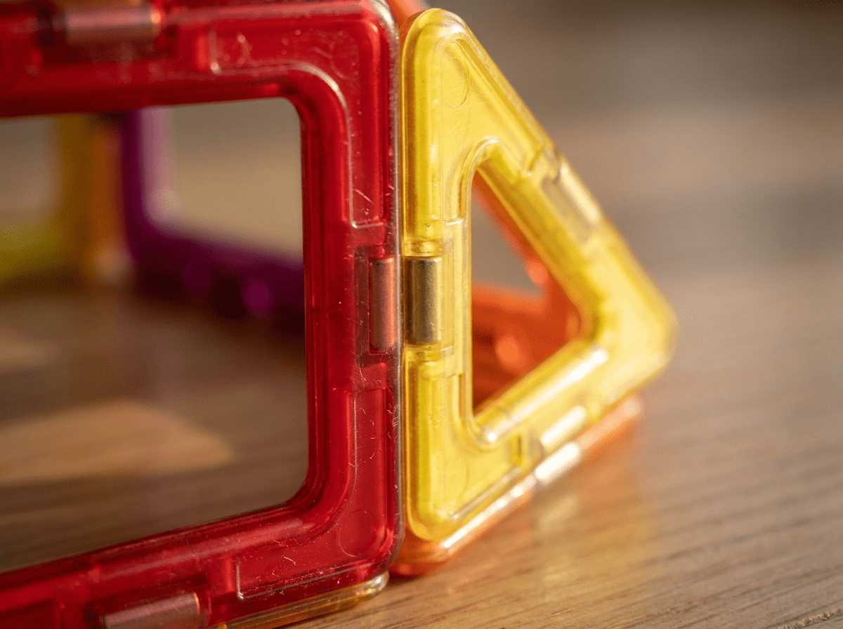 Spectrum Large-Tile Magnetic Building Set | 3D STEM Construction for Kids - Kolise